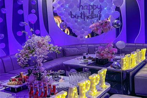 宁波KTV招聘礼仪/服务员,加入金港,强者开端在此刻