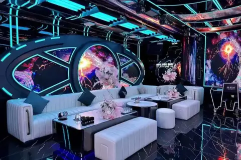 和田夜场招聘模特/兼职信息,每月评选优秀员工发奖金,激励大家积极进取创佳绩