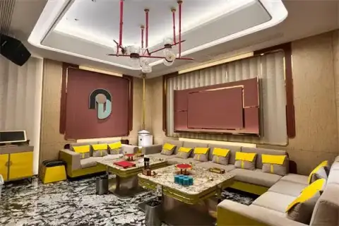 乌兰察布夜场诚聘兼职礼宾员,客户资源优质沟通无压力,轻松完成业绩拿高薪提成